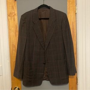 Plaid vintage brown blazer, perfect for fall! Fits like a Large.